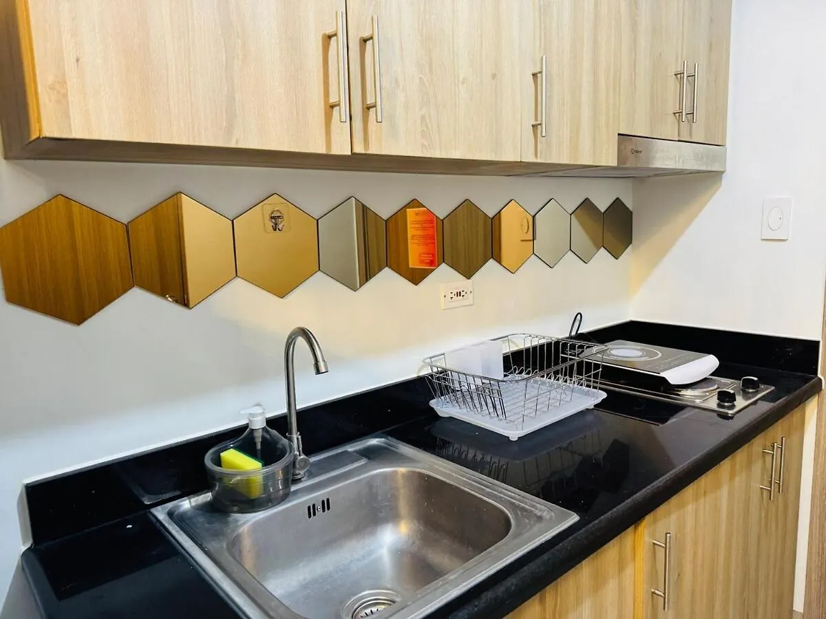 Shore 2 Residences Room 1925 Walk Away From Sm Mall Of Asia, Ikea, Smx And Close To Manila Ocean Park & Picc 0*,