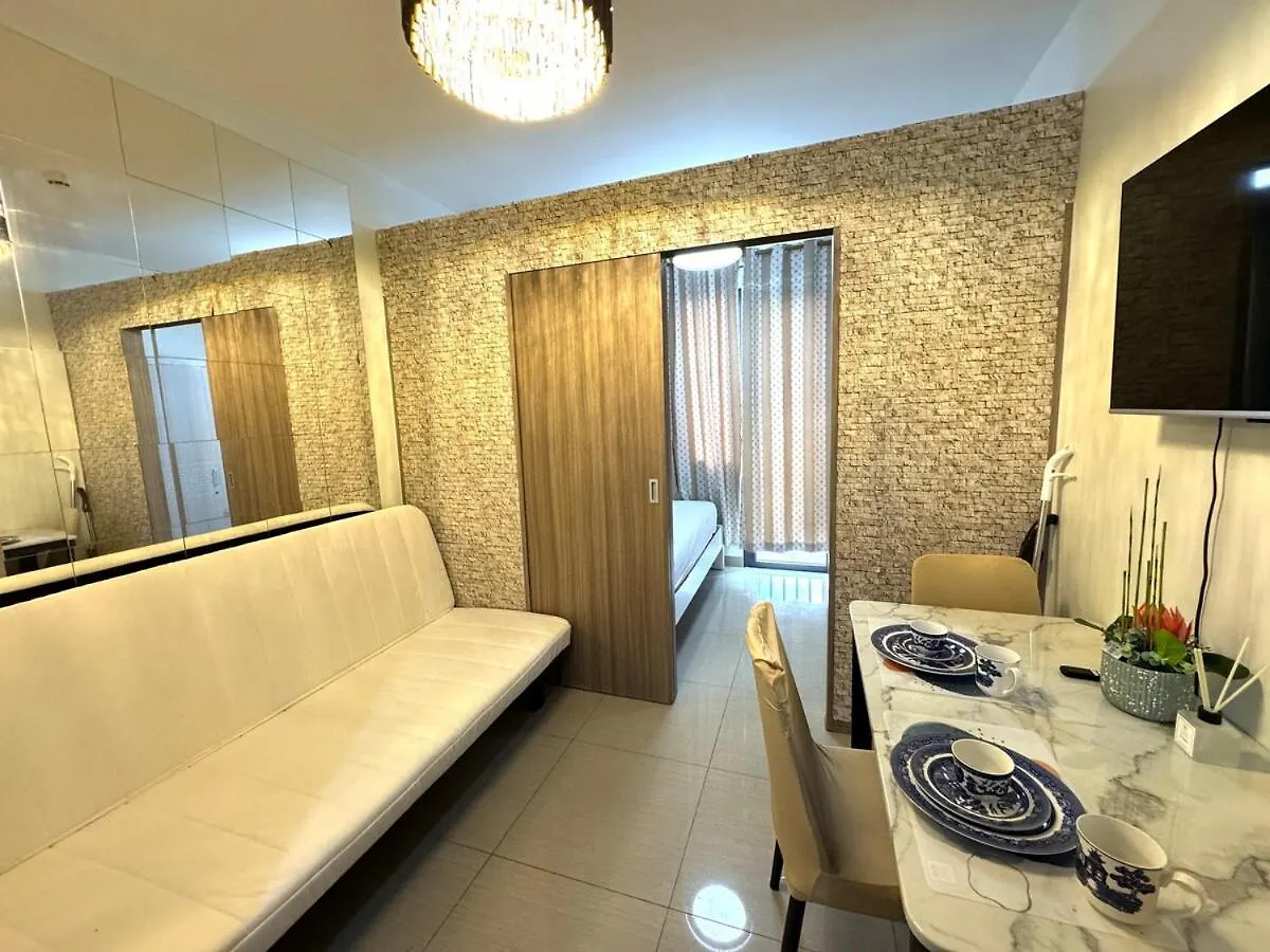 Shore 2 Residences Room 1925 Walk Away From Sm Mall Of Asia, Ikea, Smx And Close To Manila Ocean Park & Picc